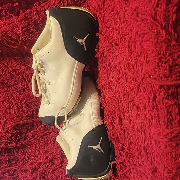 Womens shoes - Picture 6 of 7